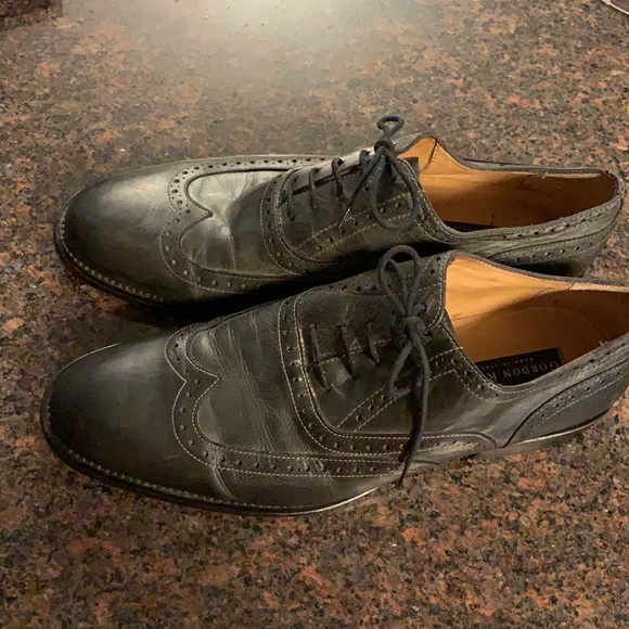 Gordon Rush Distressed Gray Leather Oxfords. - Picture 2 of 11